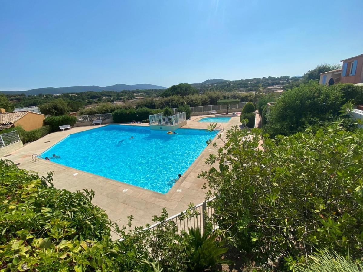 Mazet Dans Residence Avec Piscine Au Coeur Du Golfe De Saint-Tropez 코골렝 외부 사진